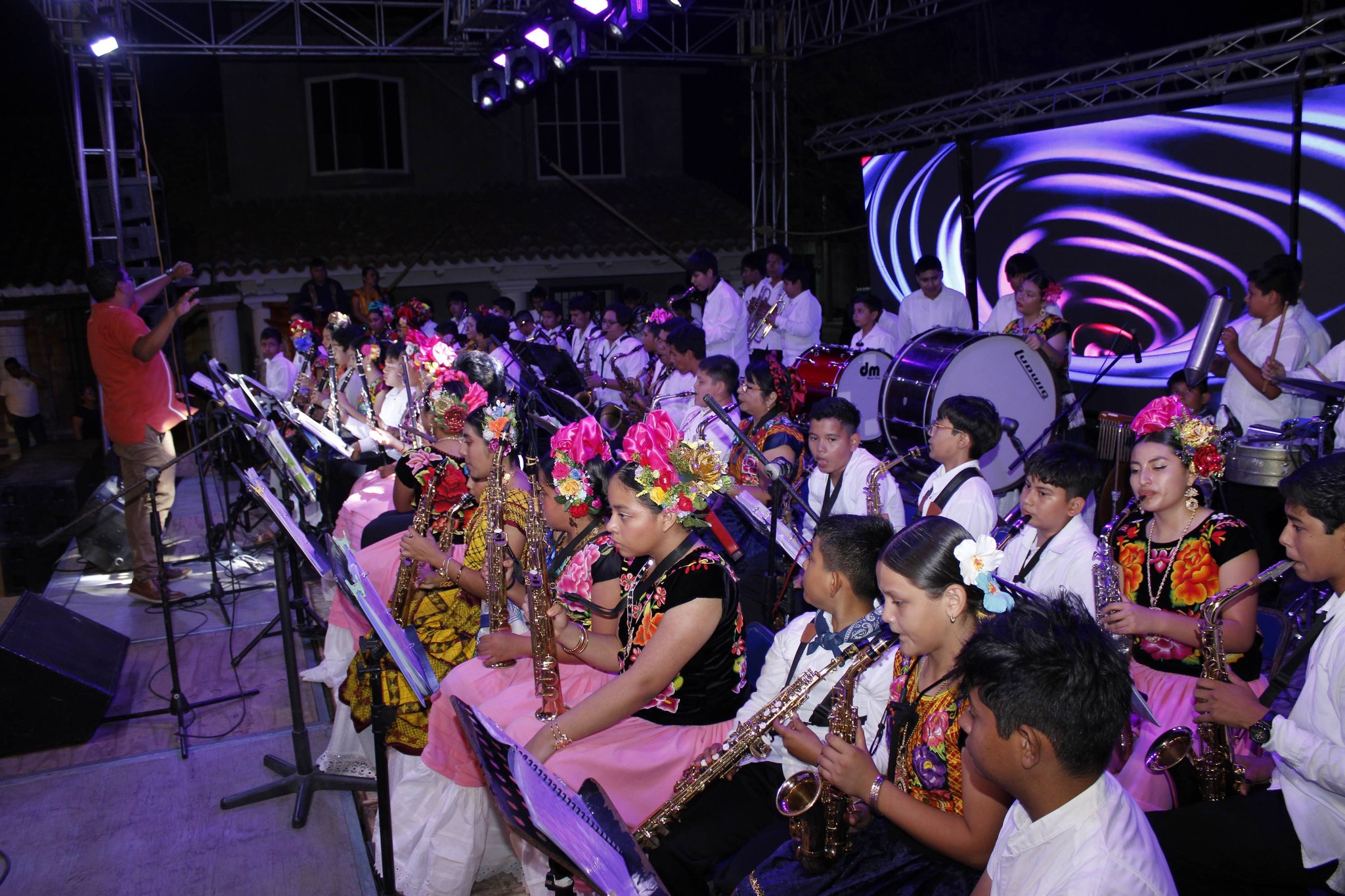 669837014_122163502346711118_9038810311689409627_n